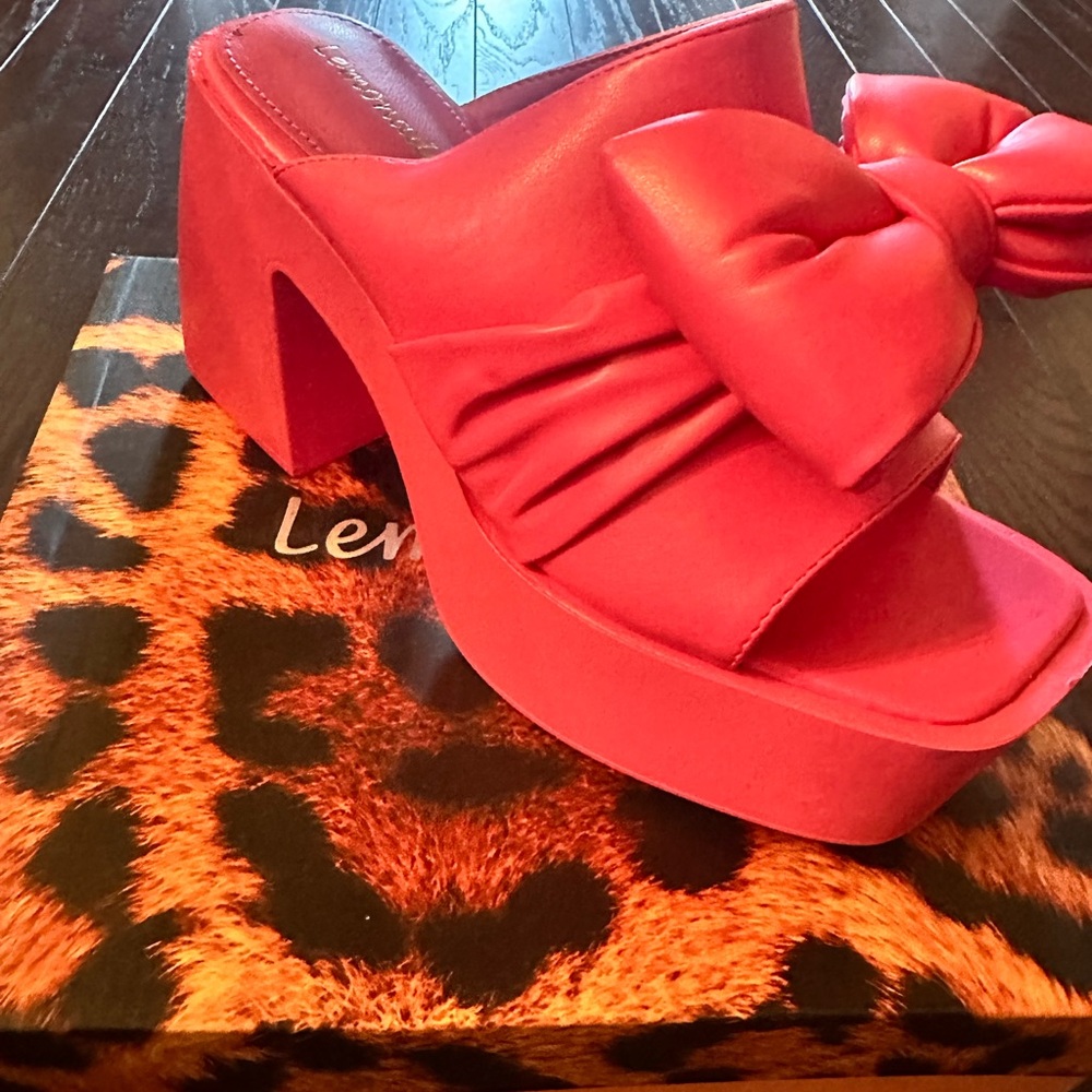 Women's pink Bow Platform Heels